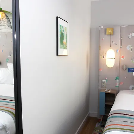 Hotell Litteraire Marcel Ayme, Bw Premier Collection 4*