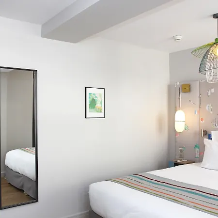 Litteraire Marcel Ayme, Bw Premier Collection Hotell Paris