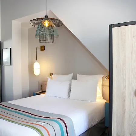 Litteraire Marcel Ayme, Bw Premier Collection Hotell