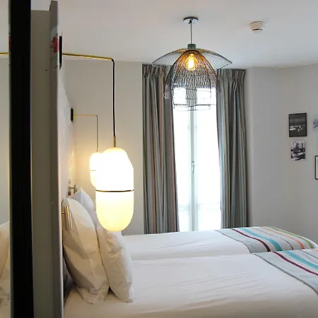 Litteraire Marcel Ayme, Bw Premier Collection Hotell