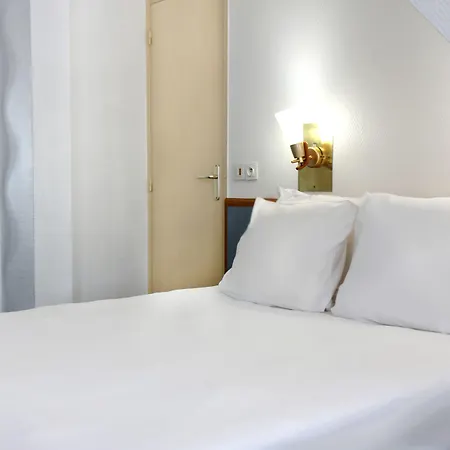 Litteraire Marcel Ayme, Bw Premier Collection Hotel Paris