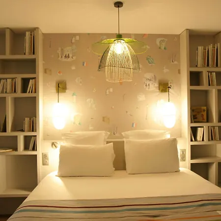 Hotell Litteraire Marcel Ayme, Bw Premier Collection Paris