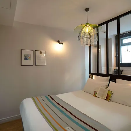 Hotell Litteraire Marcel Ayme, Bw Premier Collection Paris