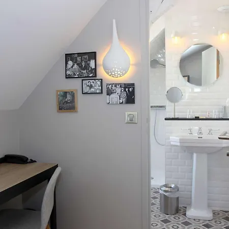 Hotel Litteraire Marcel Ayme, Bw Premier Collection 4*