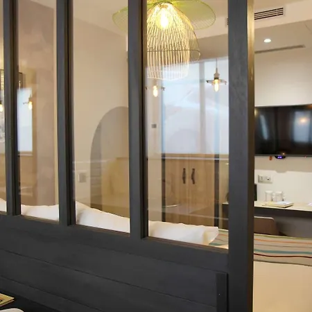 Litteraire Marcel Ayme, Bw Premier Collection Hotel Paris